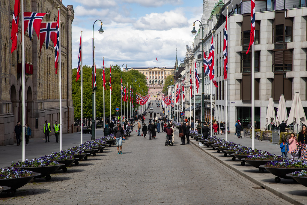ulica Karl Johans Gate w Oslo